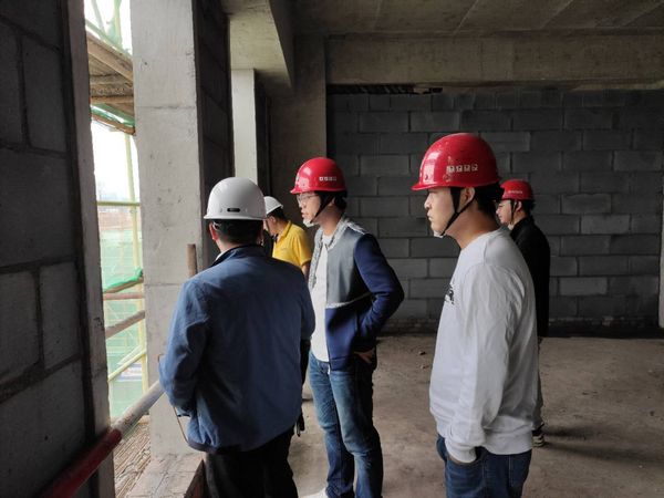 陜煤建設(shè)天工公司灃東汽車城項(xiàng)目“雙節(jié)”期間確保安全生產(chǎn)持續(xù)進(jìn)行