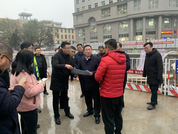 咸陽市副市長王靖一行蒞臨咸陽市城市停車場BOT項(xiàng)目調(diào)研