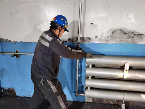 陜煤建設(shè)洗選煤運(yùn)營(yíng)公司紅柳林洗煤廠項(xiàng)目部: 防寒防凍，以“動(dòng)”制“凍”