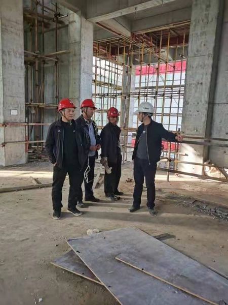 陜煤建設(shè)天工公司中儲(chǔ)糧項(xiàng)目部開(kāi)展查隱患、堵漏洞、找盲區(qū)、補(bǔ)短板安全生產(chǎn)大檢查活動(dòng)