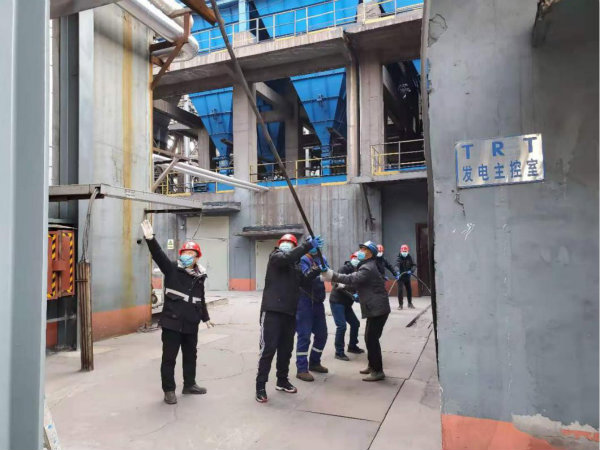 陜煤建設(shè)漢中分公司順利完成龍鋼1#2#TRT增設(shè)行車(chē)項(xiàng)目電纜鋪設(shè)