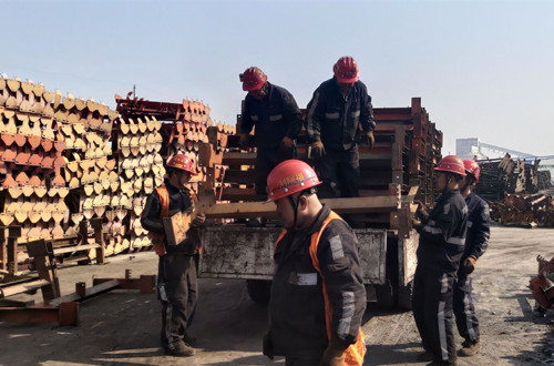 陜煤建設(shè)機(jī)電安裝公司神府項目部“兩手抓”力保施工安全進(jìn)度