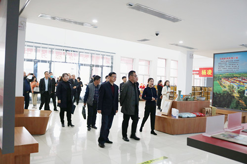 銅川市全域旅游示范區(qū)創(chuàng)建視察工作組蒞臨川耀PPP項目崔仙服務(wù)區(qū)檢查指導(dǎo)工作