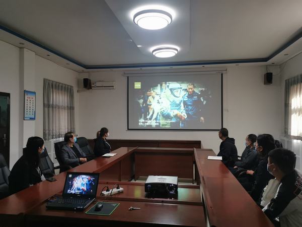 陜煤建設(shè)設(shè)備租賃中心：積極開展反恐維穩(wěn)宣傳