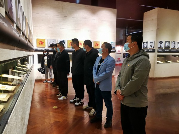 陜煤建設(shè)澄合分公司南京金龍項目部赴紅色教育基地組織開展黨史教育學習