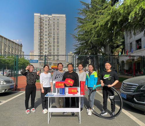 陜煤建設(shè)智慧泊車：五四青年喜迎十四運(yùn)，趣味運(yùn)動會精彩上演