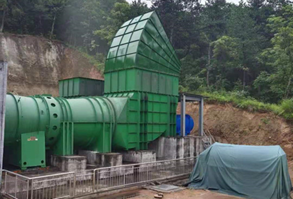 陜煤建設(shè)機(jī)電安裝公司順利完成建莊項(xiàng)目部改造主通風(fēng)機(jī)出風(fēng)口工程