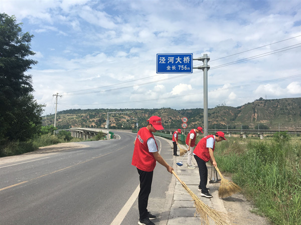 陜煤建設(shè)澄合分公司開展“盛夏七月 奉獻(xiàn)有我”志愿服務(wù)活動