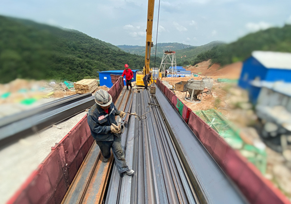 陜煤建設(shè)礦建三公司崔木項目部：立秋不見秋，高溫下繼續(xù)堅守