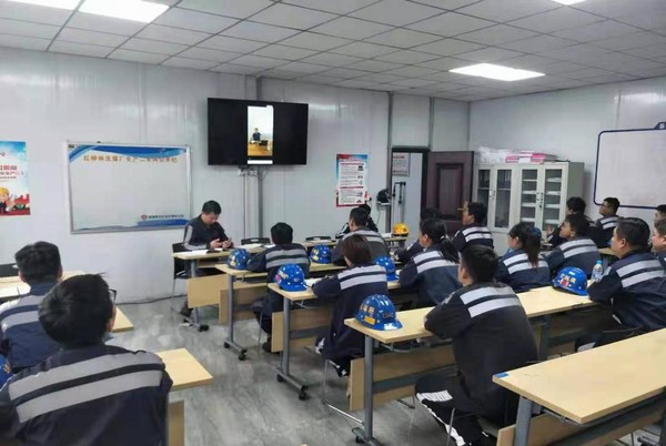 陜煤建設洗選煤運營公司第三項目部：創(chuàng)新班前會模式，筑牢安全“第一道防線”