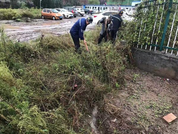 陜煤建設(shè)礦建二公司韓城兩項(xiàng)目部挑戰(zhàn)險(xiǎn)情24小時(shí)