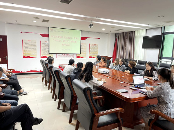 學(xué)習(xí)夢桃精神 爭做新時代最美奮斗者