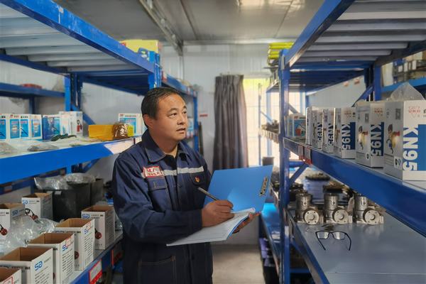 陜煤建設(shè)礦建二公司：為堅守崗位的礦建人點贊！