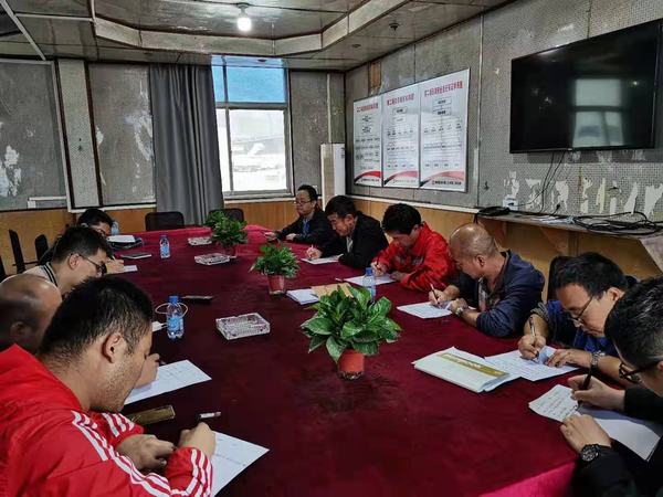 陜煤建設(shè)礦建二公司：點亮“三盞燈” 照亮安全“路”