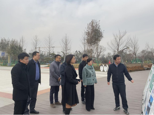 西安市發(fā)改委投資處處長荊蕊蒞臨空港城市中心公園PPP項(xiàng)目調(diào)研指導(dǎo)工作