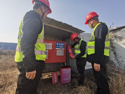 陜煤建設(shè)路橋分公司渭南項目部吹響年終歲末安全生產(chǎn)“集結(jié)號”