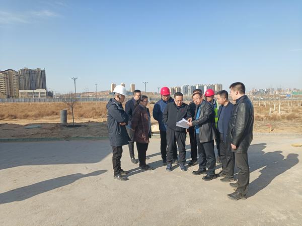 榆林市政協(xié)副主席、市發(fā)改委主任楊揚(yáng)一行蒞臨科創(chuàng)新城同慧運(yùn)動(dòng)公園項(xiàng)目調(diào)研指導(dǎo)工作