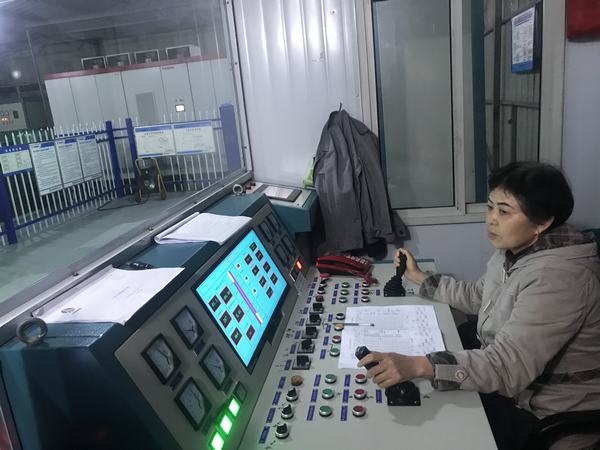 陜煤建設(shè)礦建二公司王峰項目部:堅守崗位詮釋“礦建之花”英姿