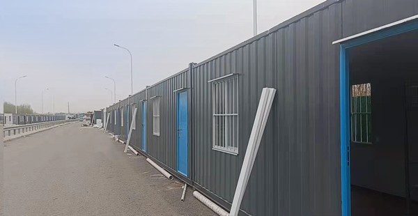 陜煤建設(shè)洗選煤運(yùn)營公司第六項(xiàng)目部積極援建方艙醫(yī)院