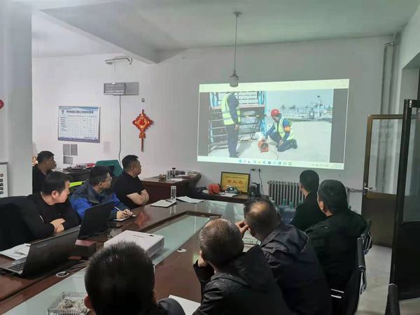 陜煤建設銅煤公司第二十一項目部多種形式開展安全教育活動，筑牢安全防線