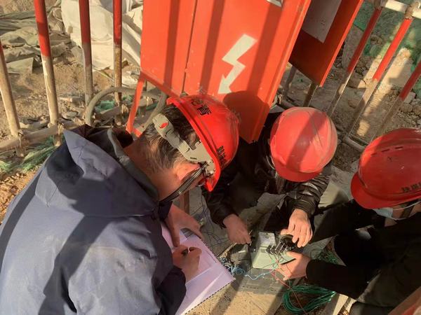 陜煤建設韓城分公司土建十二項目部“三從嚴一加強”把牢“安全關(guān)”