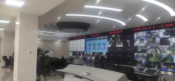 陜煤建設(shè)澄合分公司第三項(xiàng)目部承建的孟村二號(hào)聯(lián)建樓多功能會(huì)議室裝修工程順利通過驗(yàn)收