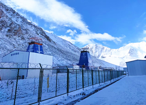 陜煤建設(shè)礦建三公司：天山勝利隧道1號豎井井身開挖全部完成