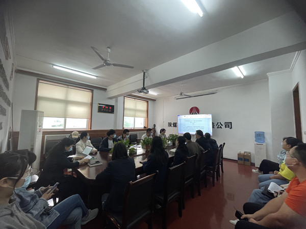 致敬勞動者  禮贊勞動美 ——陜煤建設(shè)機電安裝公司多舉措掀起學(xué)習(xí)勞模工匠熱潮