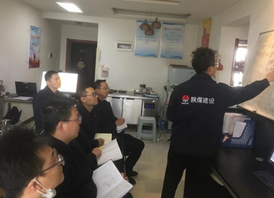 陜煤新城公司：開(kāi)展普法活動(dòng) 不斷強(qiáng)化安全管理