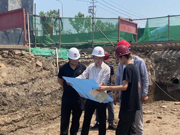 陜煤建設(shè)渭南分公司第五項(xiàng)目部承建的河北龐源文安工程裝備智能制造、再制造項(xiàng)目綜合樓順利通過基坑驗(yàn)收