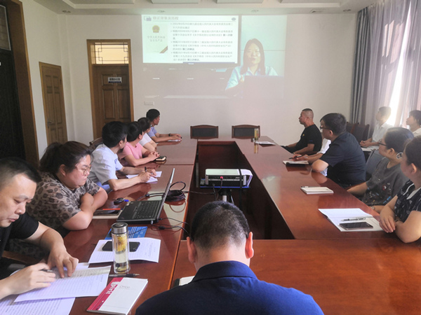 陜煤建設(shè)礦建三公司上下廣泛開展安全宣傳咨詢?nèi)栈顒?></div>
                                <div   id=