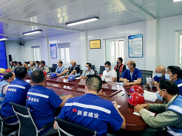 陜煤建設(shè)澄合分公司第十一項(xiàng)目部農(nóng)民工夜校“充電”為項(xiàng)目提質(zhì)“蓄能”