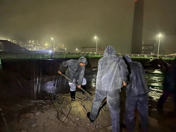 陜煤建設(shè)天工公司暴雨搶險彰顯主人翁精神