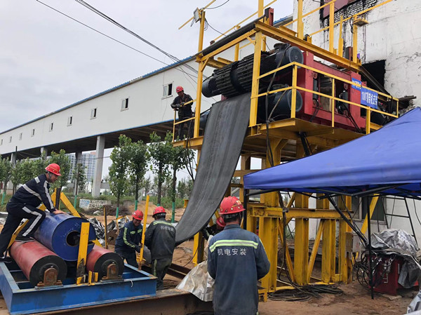 陜煤建設(shè)機電安裝公司各項目部施工現(xiàn)場如火如荼