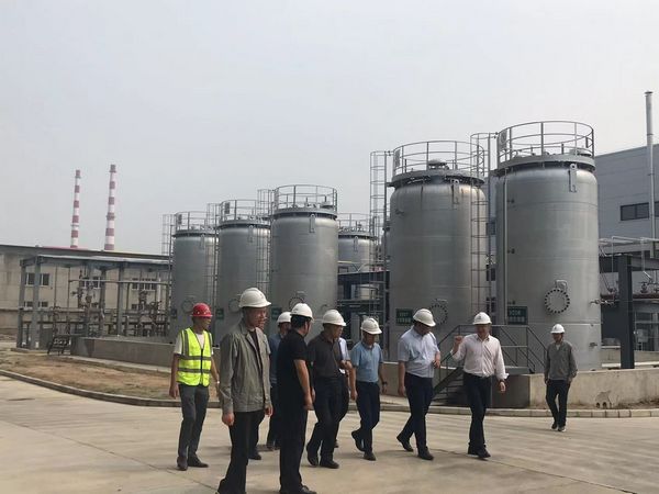 陜煤集團(tuán)基本建設(shè)管理部主任李云鵬蒞臨渭南陜煤啟辰科技有限公司3萬噸/年礦用高分子材料工業(yè)化示范項目試生產(chǎn)條件驗收會