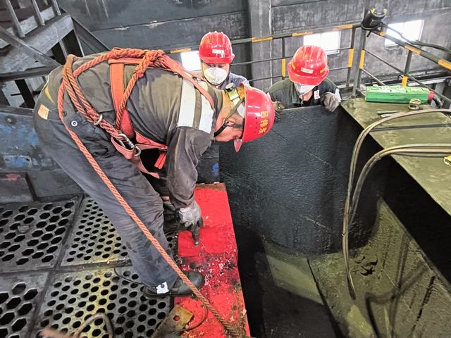 陜煤建設(shè)洗選煤運(yùn)營公司澄合山陽運(yùn)營項(xiàng)目部：鏖戰(zhàn)檢修迎國慶