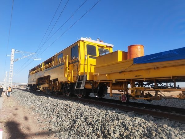 奮戰(zhàn)不停歇，陜煤建設(shè)路橋分公司靖神鐵路項(xiàng)目部完成多個(gè)節(jié)點(diǎn)目標(biāo)任務(wù)