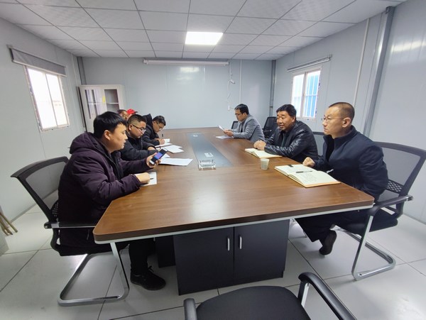 陜煤建設(shè)路橋分公司彬長項目部“三到位”讓農(nóng)民工勞有所得 ，不再“憂酬煩薪”