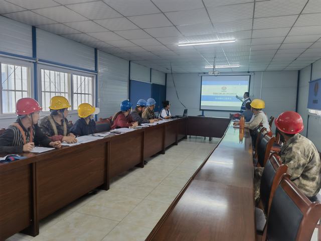 陜煤建設韓城分公司土建一項目部“安”不忘危  “全”力以赴