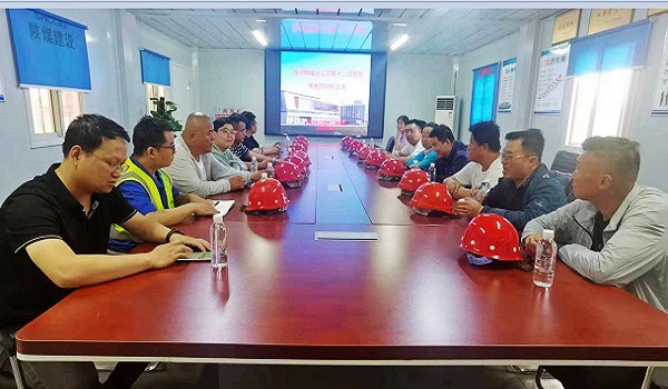 陜煤建設(shè)渭南分公司第三項(xiàng)目部對(duì)標(biāo)學(xué)習(xí)促發(fā)展，經(jīng)驗(yàn)共享譜新篇