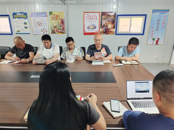 陜煤建設(shè)機電安裝公司涌鑫項目部：生態(tài)環(huán)保，行動起來！