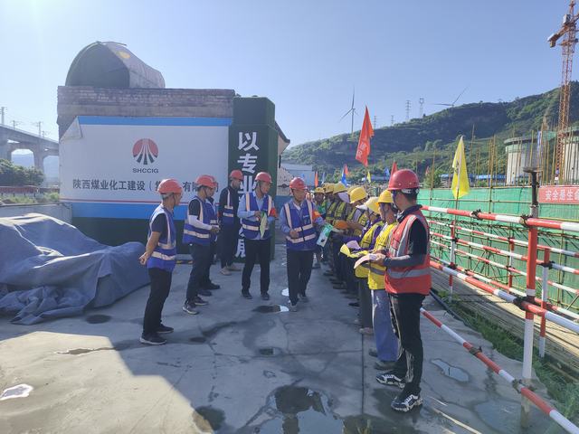 陜煤建設(shè)韓城分公司土建十一項(xiàng)目部： 酷暑有“涼策”，答好“高烤”題