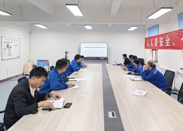 陜煤建設(shè)礦建三公司：多舉措應(yīng)對(duì)“秋老虎”