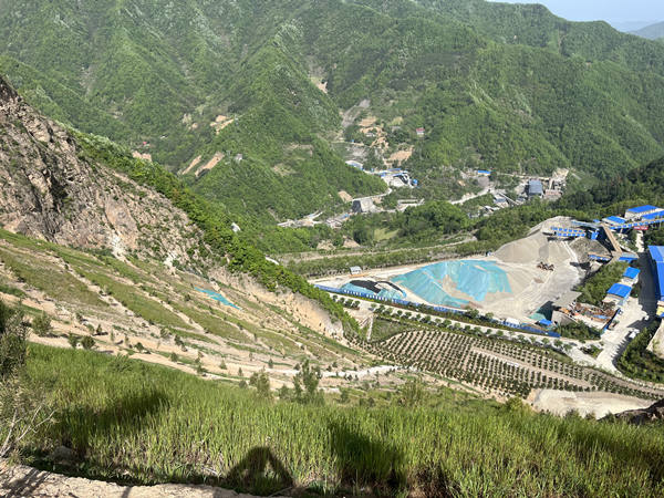 搶工期、保質(zhì)量，只爭朝夕施工忙