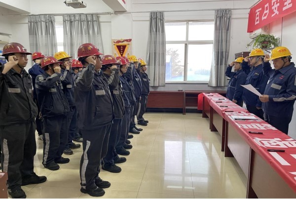 陜煤建設(shè)洗選煤運(yùn)營(yíng)公司澄合山陽運(yùn)營(yíng)項(xiàng)目部：黨員身邊無事故，遵章守紀(jì)立新標(biāo)