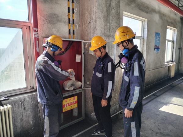 陜煤建設(shè)洗選煤運(yùn)營公司神渭首端運(yùn)營項(xiàng)目部：擰緊思想“安全閥” 筑牢安全防線