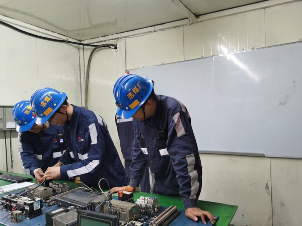 陜煤建設洗選煤運營公司紅柳林洗煤廠項目部： “實、細、深”重磅出擊 打好發(fā)展根基“攻堅戰(zhàn)”