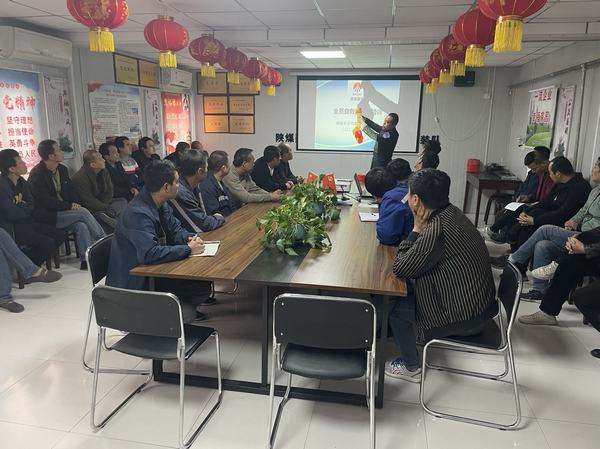 陜煤建設(shè)渭南分公司第二安裝項目部：樹牢紅線意識 沖刺百日安全