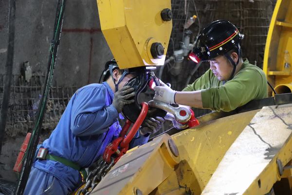 陜煤建設礦建二公司：安全生產(chǎn)絕不能當“三個先生”