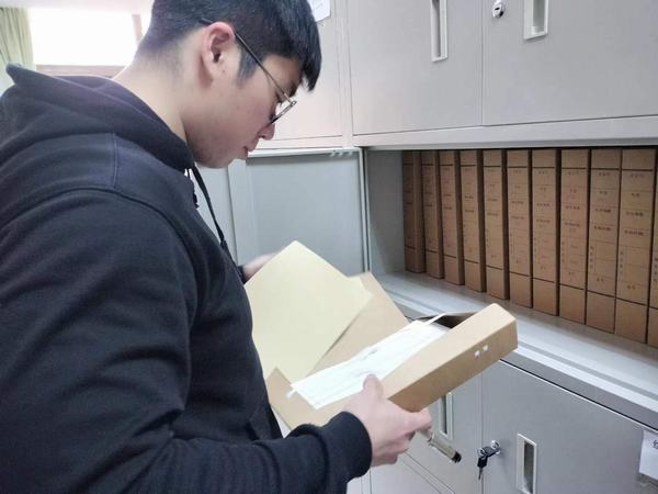 陜煤建設(shè)煤礦運(yùn)營(yíng)服務(wù)分公司：規(guī)范檔案管理工作 夯實(shí)檔案管理根基